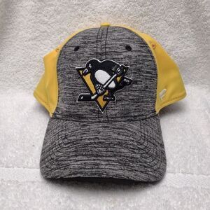 Fanatics Pittsburgh Penguins L/XL Stretchfit Hats - New